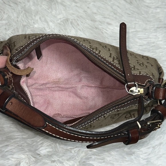 Dooney & Bourke 1975 Vintage Signature DB Logo Shoulder Bag - Picture 9 of 10